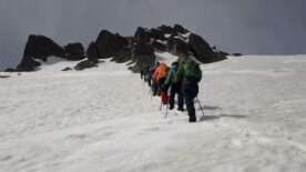 İstanbullu dağcılar Köroğlu Dağı’nın zirvesine tırmandı