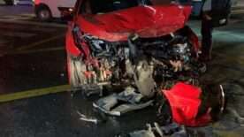 Kırmızı Işık İhlali Başakşehir’de ticari taksi ile otomobili çarpıştırdı: 4 yaralı