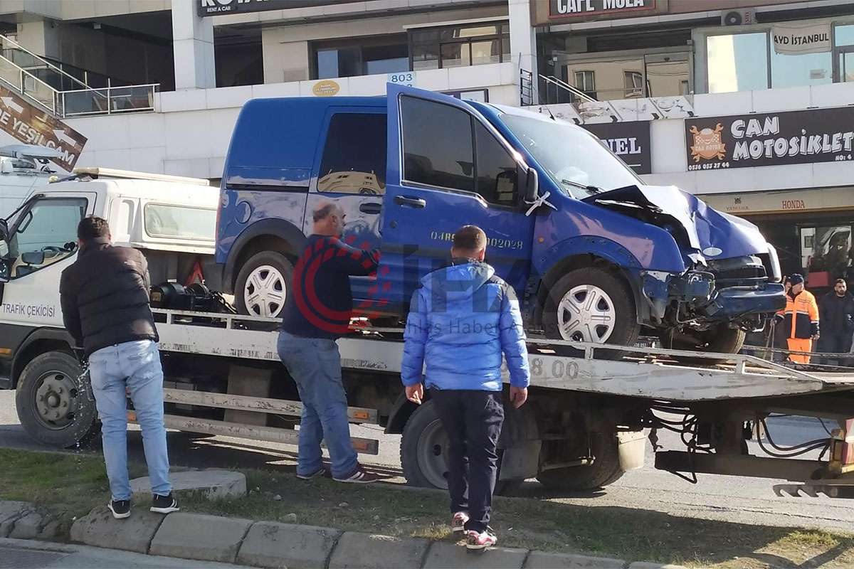Kayaşehir’de kaza: 5 yaralı